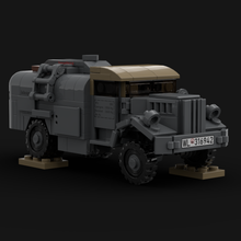 Lade das Bild in den Galerie-Viewer, Opel Blitz Tankwagen Kfz. 385