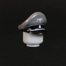 Lade das Bild in den Galerie-Viewer, WW2 Deutsche //-Offiziersmütze