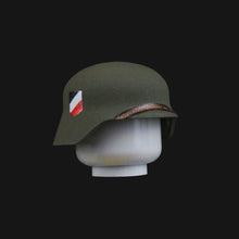 Lade das Bild in den Galerie-Viewer, WW2 Heer Stahlhelm + Kinnriemen (Lackiert)
