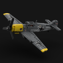 Lade das Bild in den Galerie-Viewer, Heinrich Ehrler´s Me Bf 109E-7
