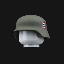 Load image into Gallery viewer, WW2 //-Stahlhelm (Varnished)
