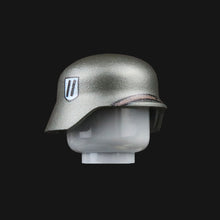 Load image into Gallery viewer, WW2 //-Stahlhelm + Chinstrap
